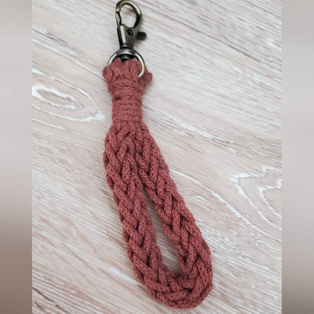 Handmade crochet keychain - Dusty Red